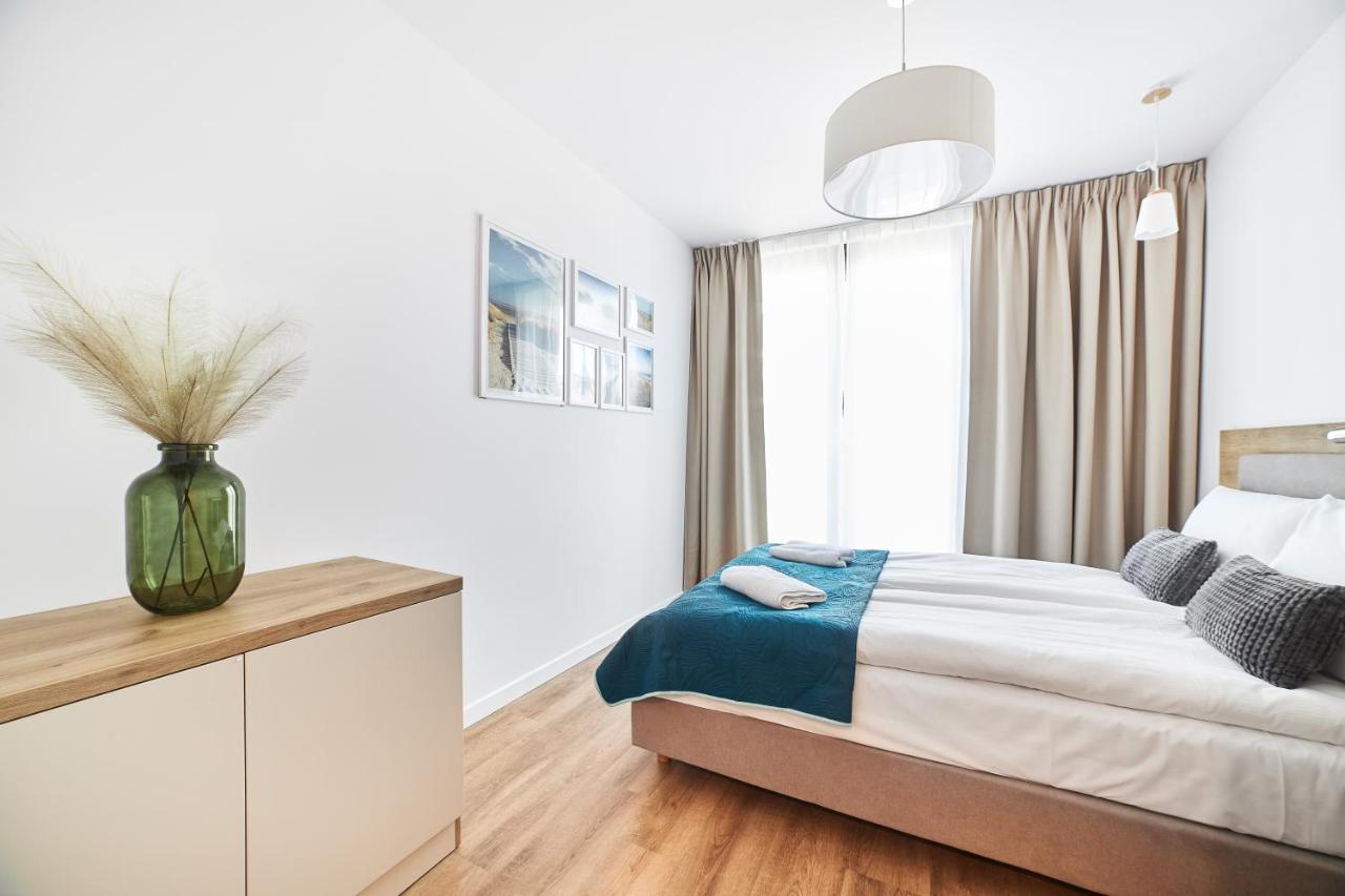 Jantaris Mielno Apartamenty Przy Plazy Exterior photo